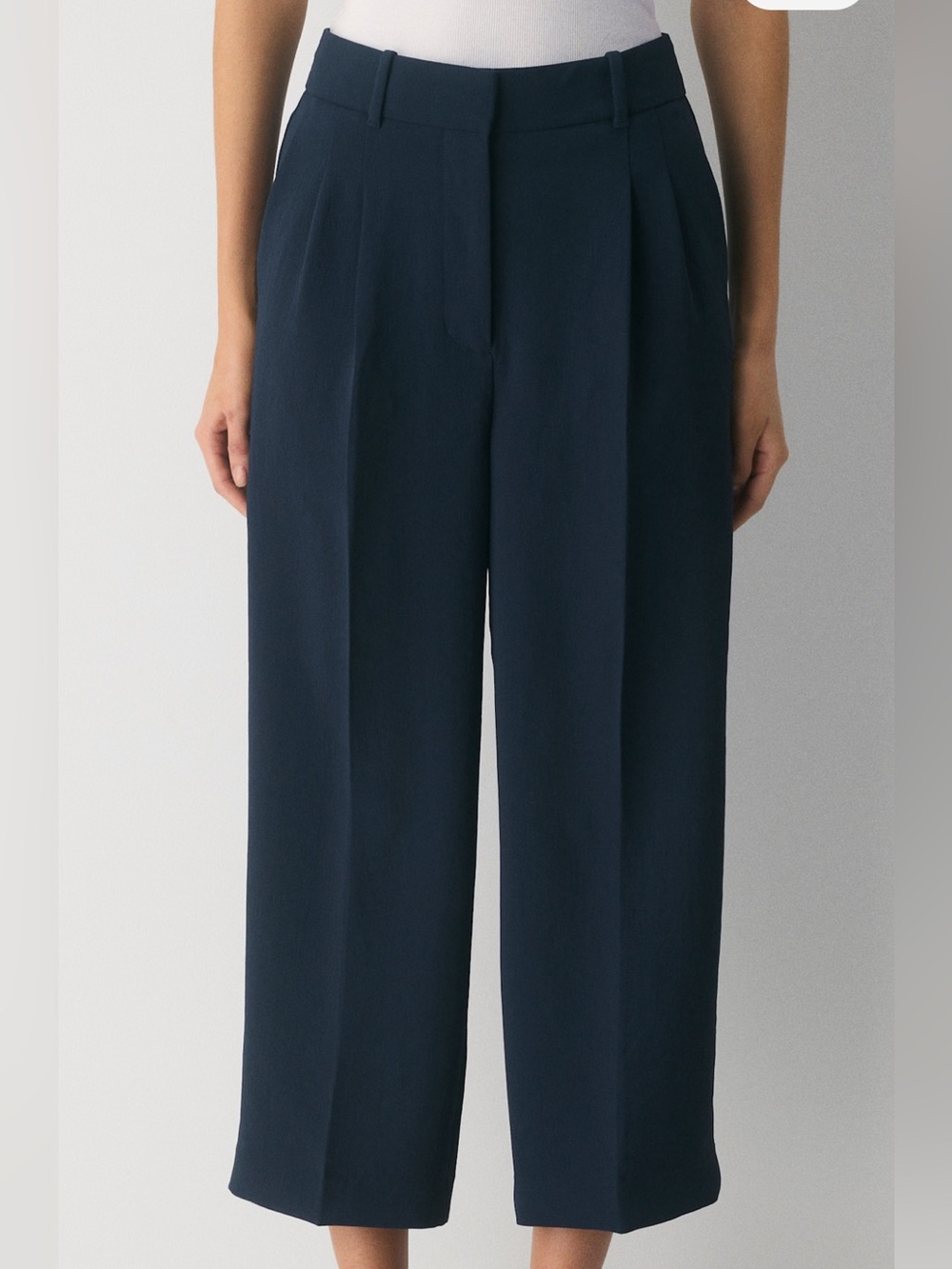 Aritzia Navy Cropped Wide-Leg Trousers